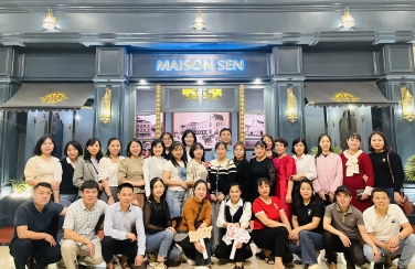 CÔNG TY SEN VÒI VIGLACERA TỔ CHỨC TIỆC LIÊN HOAN CHÚC MỪNG NGÀY QUỐC TẾ PHỤ NỮ 8/3 